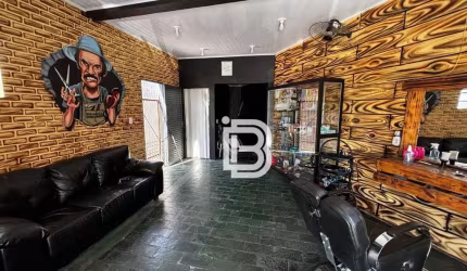 Vende Casa com Edícula e Salão Comercial em Campo Limpo Paulista/SP