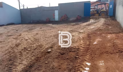 Vende Terreno no Bairro Parque São Matheus em Piracicaba