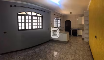 Casa com 3 dormitórios, 150 m² - venda por R$ 630.000,00 ou aluguel por R$ 2.700,00/mês - Vila Jeriva - Várzea Paulista/SP