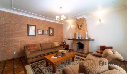 Casa com 3 dormitórios, 264 m² - venda por R$ 852.000,00 ou aluguel por R$ 4.170,00/mês - Centro - Campo Limpo Paulista/SP