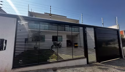 Venda de Sobrado Espetacular com 3 Suítes e Área de Lazer Completa no Jardim Andrade
