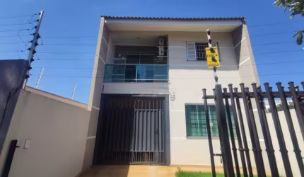 Sobrado à venda no Jardim Tupinambá em Maringá