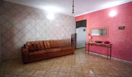 Casa com 3 dormitórios com 216 m² para venda por R$ 1.329.000,00 ou locação por R$ 5.000,00 - Bangu - Santo André/SP