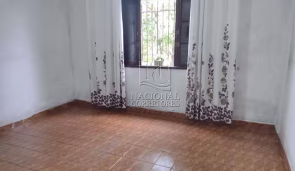 Casa com 2 dormitórios à venda, 143 m² por R$ 385.000,00 - Vila Clarice - Santo André/SP