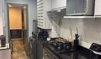 Apartamento à venda, 2 quartos, 1 suíte, 1 vaga, Vila Gilda - Santo André/SP
