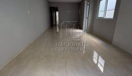 Casa assobradada à venda, 3 quartos, 1 suíte, 2 vagas, Parque Oratório - Santo André/SP
