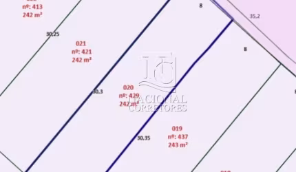 Terreno de 242m² à venda no Parque das Nações
