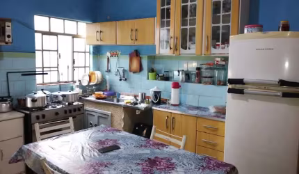 Casa velha, vale o terreno