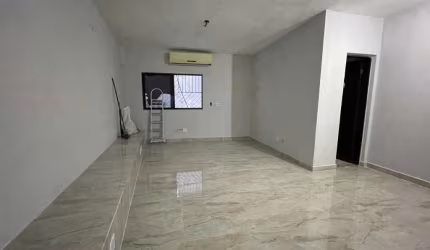 Excelente oportunidade de aluguel de salas comerciais na Rua Costa Barro