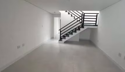 Casa com 3 quartos à venda na Vila Lucia, São Paulo  por R$ 880.000