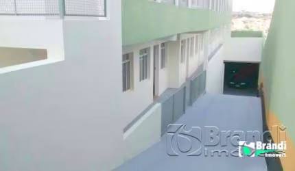 Casa em condominio, bem localizado