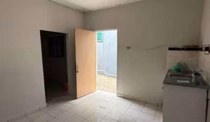 Casa com 1 dormitorio cozinha banheiro e lavanderia individual- VIla Alpina