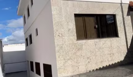 Ótimo sobrado 3 dormitórios com 01 suíte,2 salas,08 vagas.