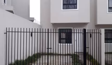 Oportunidade Imperdível: Sobrado no Residencial Maresia!