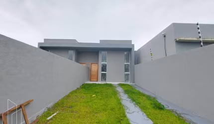 Casa com SUÍTE à venda no Morada Real em Uvaranas