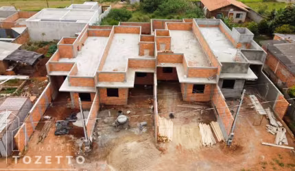 Casa com suíte na Vila Romana!