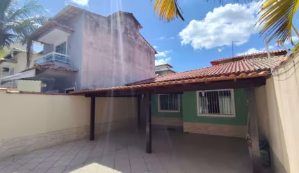 Casa para Venda em Rio das Ostras, Village Rio das Ostras, 3 dormitórios, 1 suíte, 1 banheiro, 2 vagas