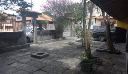 Casa para Venda em Rio das Ostras, Extensão do Bosque, 4 dormitórios, 1 banheiro, 2 vagas