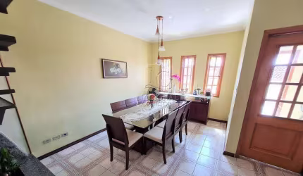 Sobrado com 4 dormitórios à venda, 300 m² - Matriz - Mauá/SP