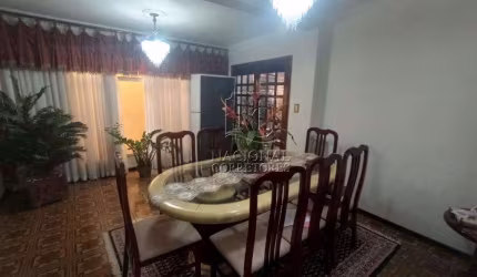 Sobrado com 3 dormitórios para alugar, 274 m² por R$ 6.130,00/mês - Santa Teresinha - Santo André/SP