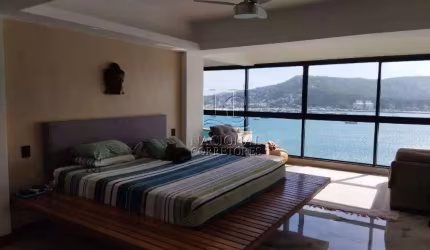 Sobrado com 3 dormitórios à venda, 400 m² por R$ 4.500.000,00 - Pontal do Atalaia - Arraial do Cabo/RJ