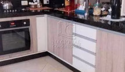 Sobrado com 3 dormitórios à venda, 220 m² por R$ 850.000,00 - Vila Francisco Matarazzo - Santo André/SP