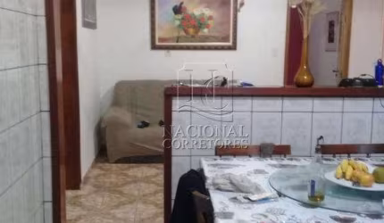 Sobrado com 2 dormitórios à venda, 150 m² por R$ 424.000,00 - Vila Independência - Mauá/SP