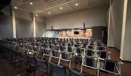 Prédio, 2462 m² - venda por R$ 7.000.000,00 ou aluguel por R$ 73.000,00/mês - Vila Curuçá - Santo André/SP