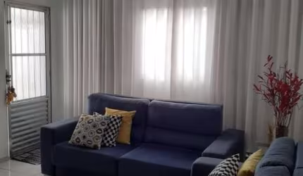 Sobrado à venda, 3 quartos, Fazenda da Juta - São Paulo/SP