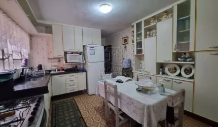 Sobrado à venda, 3 quartos, 1 suíte, 2 vagas, Vila Cardoso Franco - São Paulo/SP