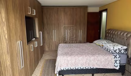 Sobrado à venda, 3 quartos, 1 suíte, 2 vagas, Parque São Vicente - Mauá/SP
