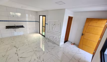 Lindo sobrado para venda localizado no Parque Capuava, 76 m² de área construída.
