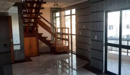 COBERTURA DUPLEX DE LUXO A 200M DA PRAIA DO FORTE - CABO FRIO