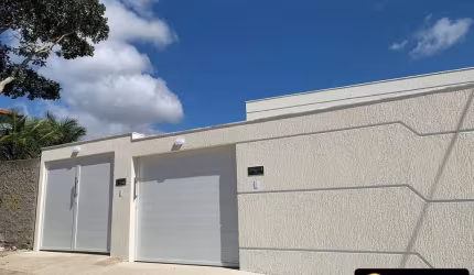 CASA INDEPENDENTE NA VILA DO PERÓ - CABO FRIO/RJ