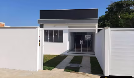 OPORTUNIDADE CASA À VENDA COM 2 QUARTOS, VILA DO PERÓ - CABO FRIO/RJ