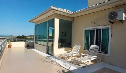 EXCELENTE OPORTUNIDADE!! CASA NO CONDOMÍNIO DOS PÁSSAROS - CABO FRIO/RJ
