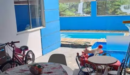 LINDA CASA À VENDA NO COMDOMÍNIO DOS PÁSSAROS - CABO FRIO/RJ