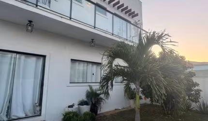 CONFORTO E LAZER! LINDÍSSIMA CASA NO CONDOMÍNIO DOS PÁSSAROS - CABO FRIO/RJ
