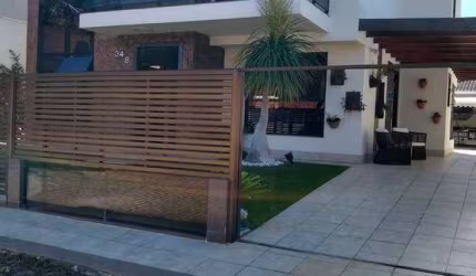 OPORTUNIDADE ÚNICA! CASA À VENDA NO MARINA CANAL PALMER - CABO FRIO/RJ