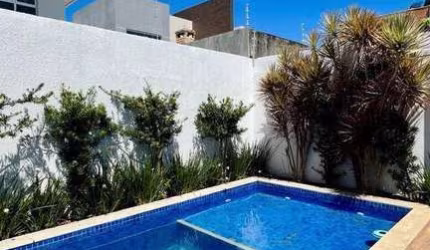 LUXO E CONFORTO! CASA À VENDA COM 04 QUARTOS, PORTINHO - CABO FRIO/RJ