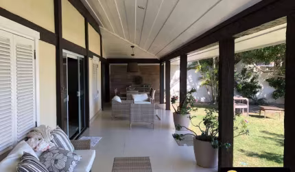 OPORTUNIDADE ÚNICA! CASA À VENDA NO CONDOMÍNIO MORINGA - CABO FRIO/RJ