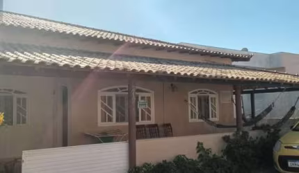 LOCAÇÃO FIXA! CASA NO CONDOMÍNIO DOS PÁSSAROS - CABO FRIO/RJ