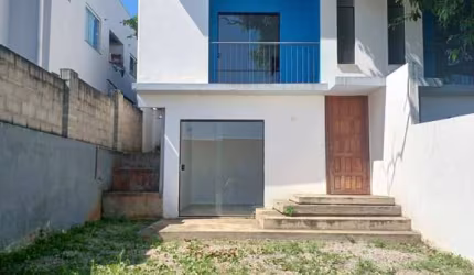 OPORTUNIDADE PARA MORAR NO BALNEÁRIO - SÃO PEDRO DA ALDEIA