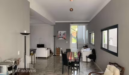 RR6406D Casa 200m² CONDOMÍNIO NEW VILLE - OPOETUNIDADE - 3 Dorms 4 Vagas - Santana de Parnaíba SP - Ótima Localização - SURU - PROX ALPHAVILLE