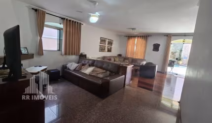 RR7875 Casa 345m² RESIDENCIAL 6 - OPORTUNIDADE - 4 Dorms 4 Vagas - Santana de Parnaíba, SP - Ótima Localização - ALPHAVILLE