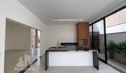 RR0136D CASA A VENDA 200m² JARDIM SOLAR DAS ESMERALDAS  - OPORTUNIDADE - 3 Dorms 4 Vagas - Nova Odessa, SP - Ótima Localização