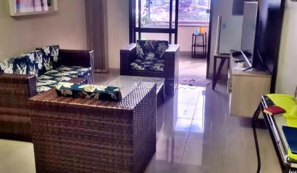 Apartamento com 02 dormitórios à venda no Edifício Granada.