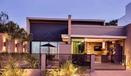 Casa térrea no Condomínio Residencial Morada da Fronteira na Cidade de Rifaina com 03 suites, casa de barco, piscina, varanda gourmet.