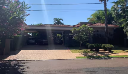 Casa condomínio venda e locação 4 suítes Guaporé II