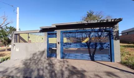 Casa Térrea com Piscina e Varanda Gourmet à venda, 3 dormitórios (1 suíte) 4 vagas